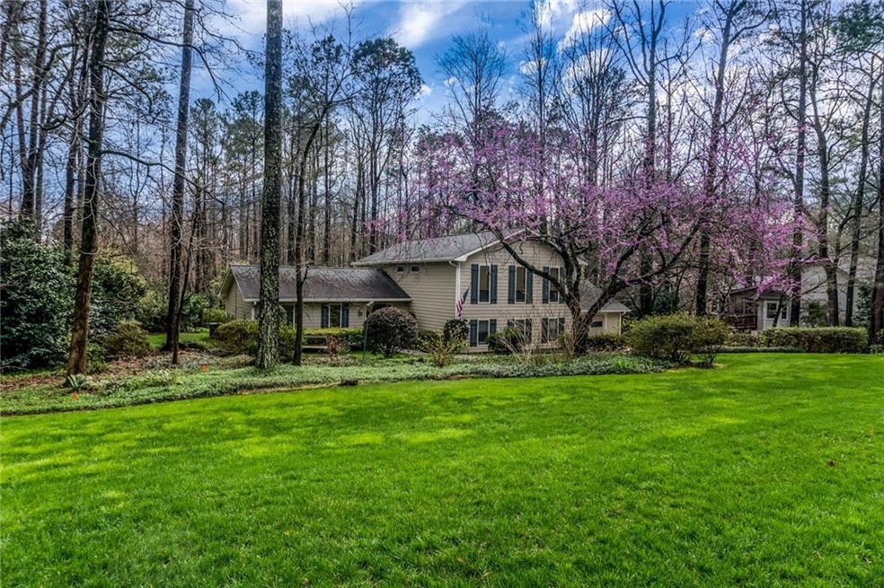 4656 Walden Ln, Marietta, GA 30062 - photo 1