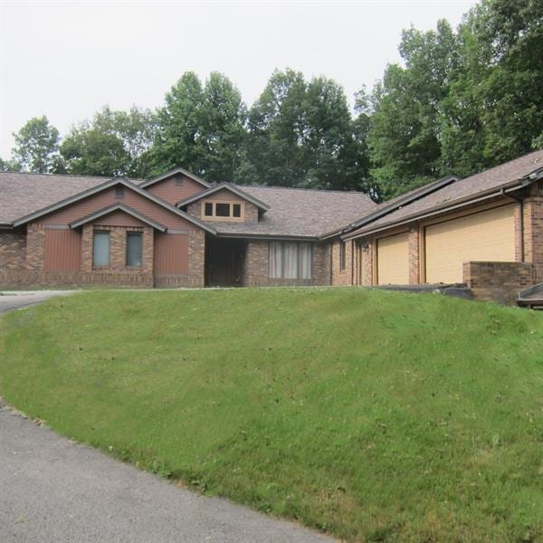 7 Whites Woods Trail