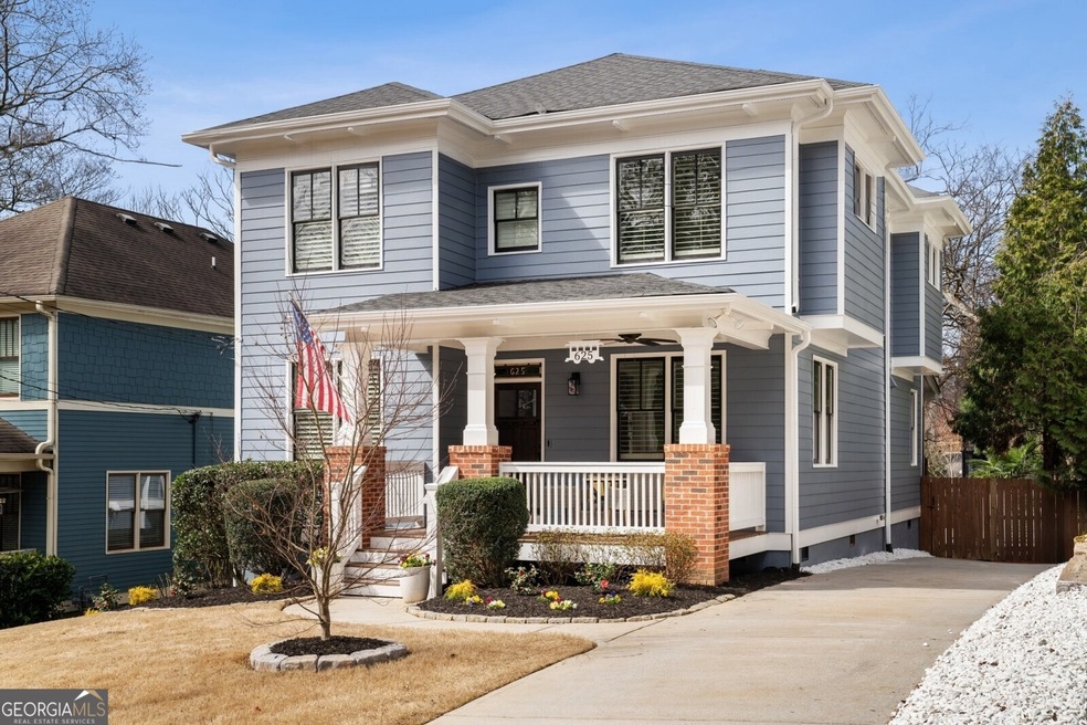 Sold $1,010,000 • Co-Listing Agent