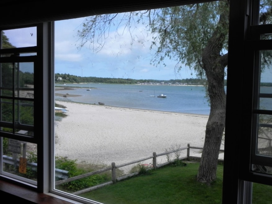 35 Cleveland Way, Buzzards Bay, MA 02532 - photo 1