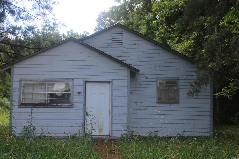 2800 W 10th Ave, Pine Bluff, AR 71603 - photo 1