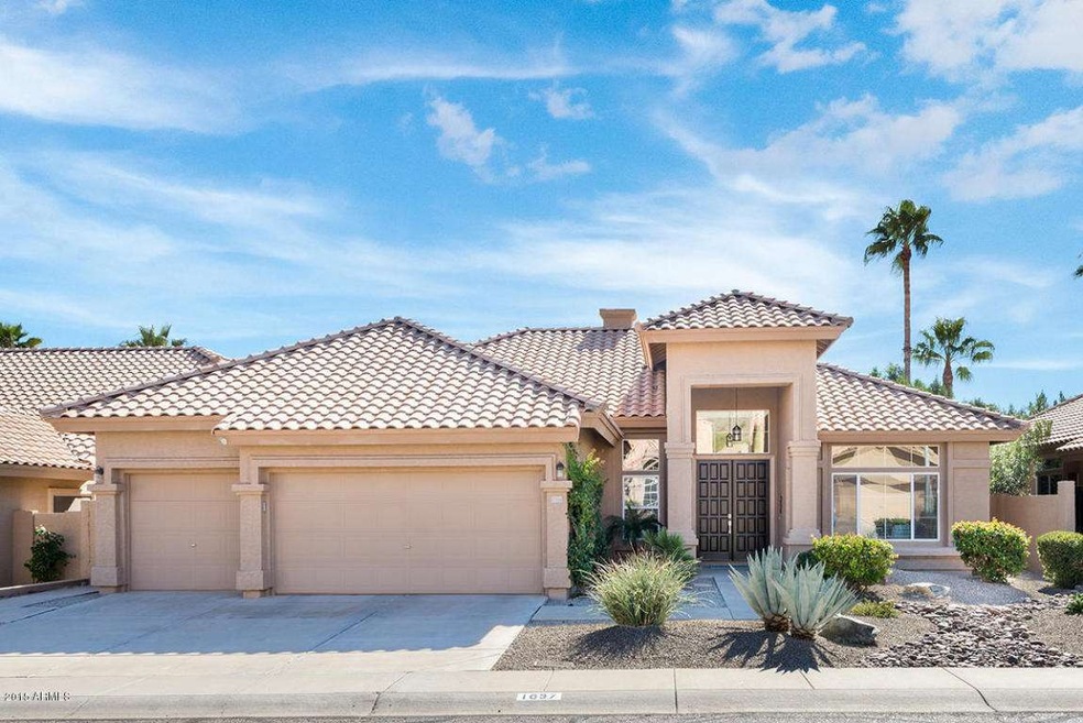 Great curb appeal!
