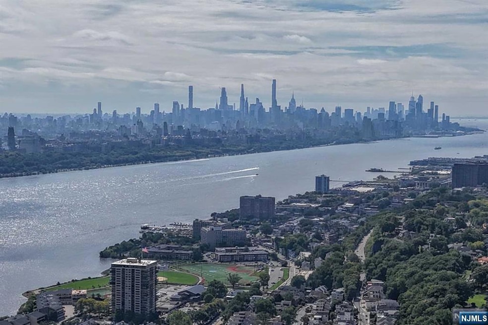 Sold $410,000 • Co-Listing Agent