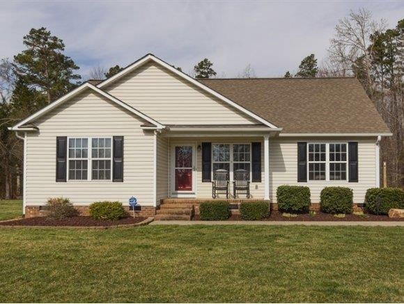 2220 Foxfire Ln, Burlington, NC 27217 - photo 1