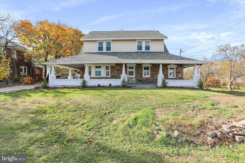 Pending $320,000 • Co-Listing Agent