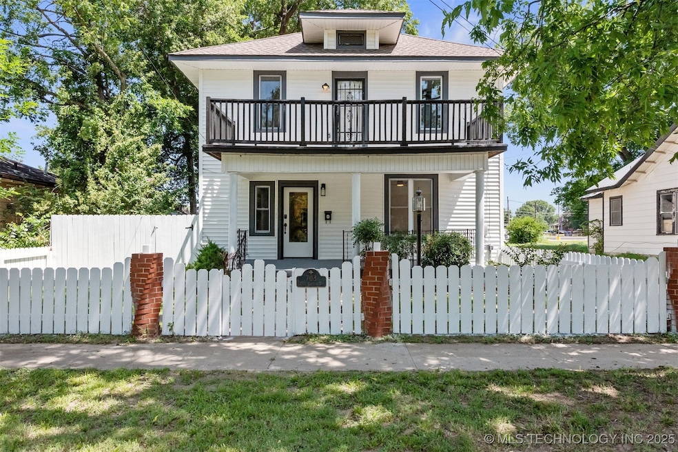 703 E Church St, Wagoner, OK 74467 - photo 1