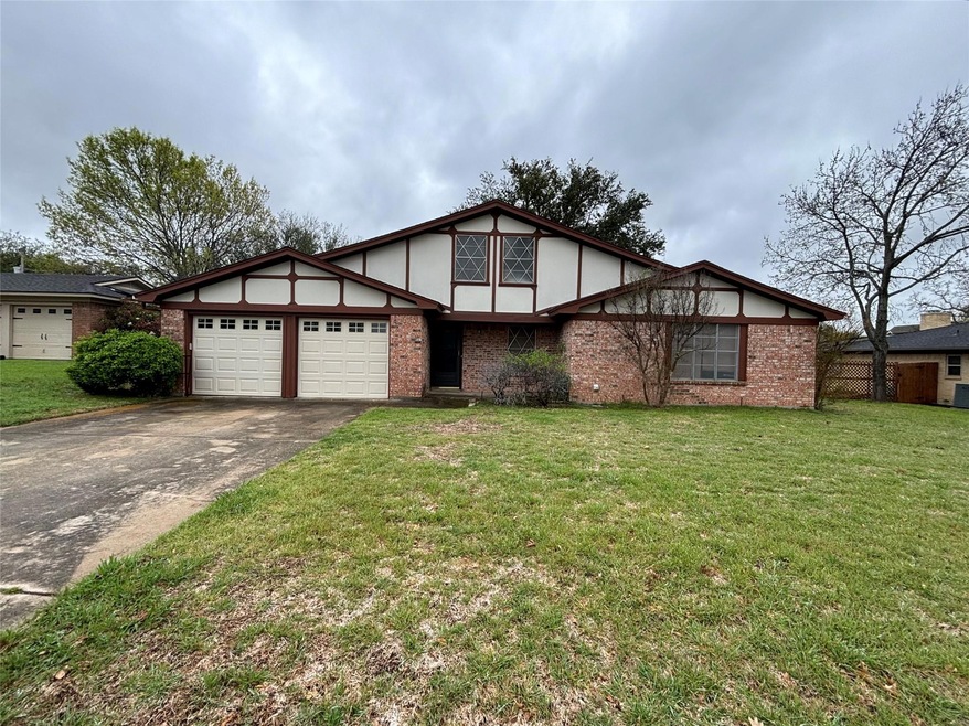 8704 Copper Canyon Rd, North Richland Hills, TX 76182 - photo 1