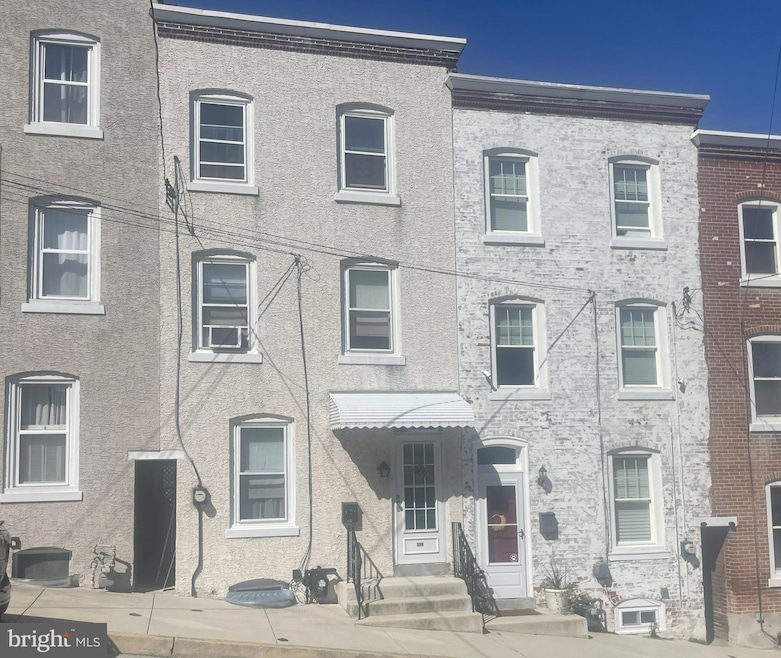 Sold $300,000 • Co-Listing Agent