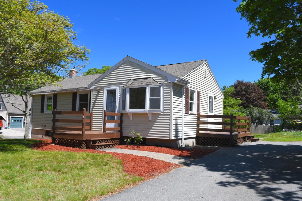 14 Marilyn Rd, Buzzards Bay, MA 02532 - photo 1