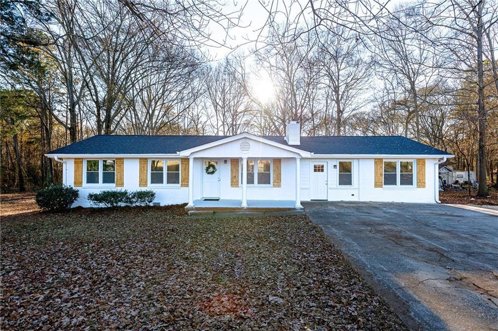 529 Hayes Lake Rd, Statham, GA 30666 - photo 1