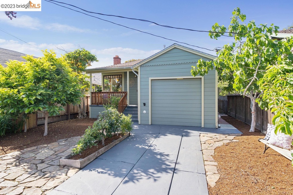 1221 Blake St, Berkeley, CA 94702 - photo 1