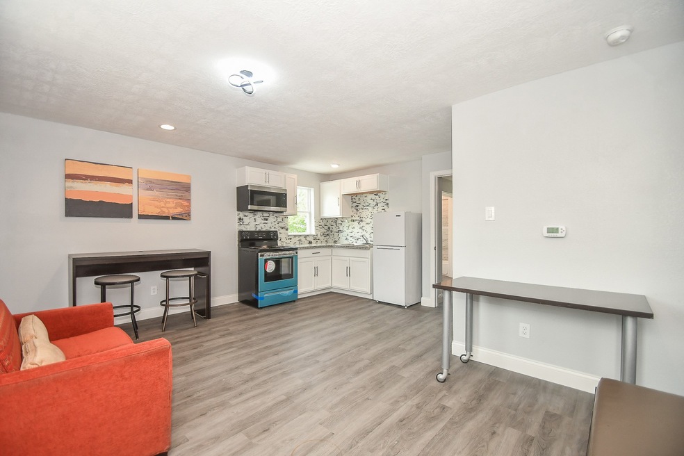 6210 Del Rio St unit 4, Houston, TX 77021 - photo 1