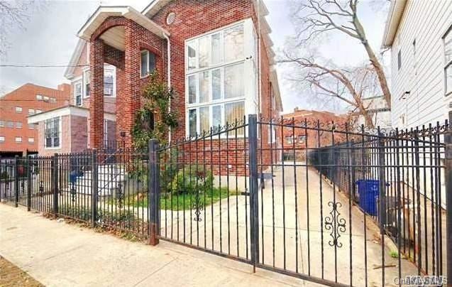 14351 Franklin Ave, Flushing, NY 11355 - photo 1