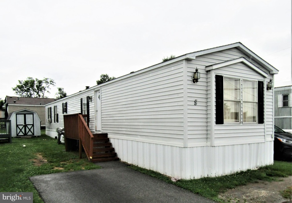 5 Center St, Laurel, MD 20723 - photo 1