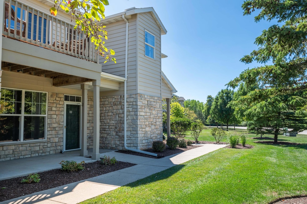 N17W26535 Meadowgrass Cir Unit N17W26535, Pewaukee, WI 53072