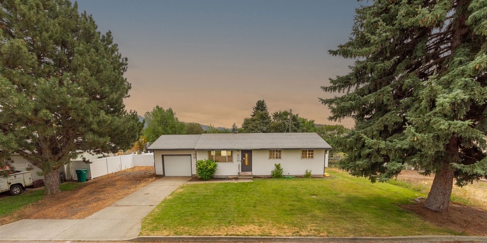 26610 E Queen Ave, Newman Lake, WA 99025 - photo 1