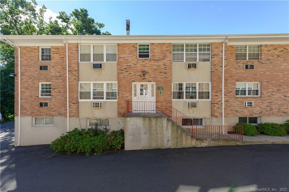 1307 Hope St unit A3, Stamford, CT 06907 - photo 1