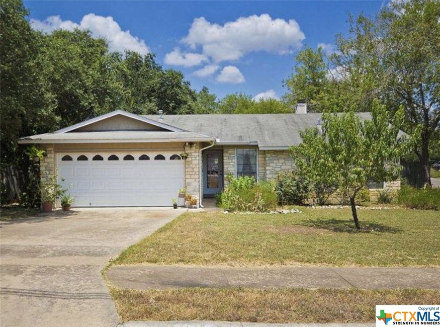 2002 Castle Bluff Dr, San Marcos, TX 78666 - photo 1