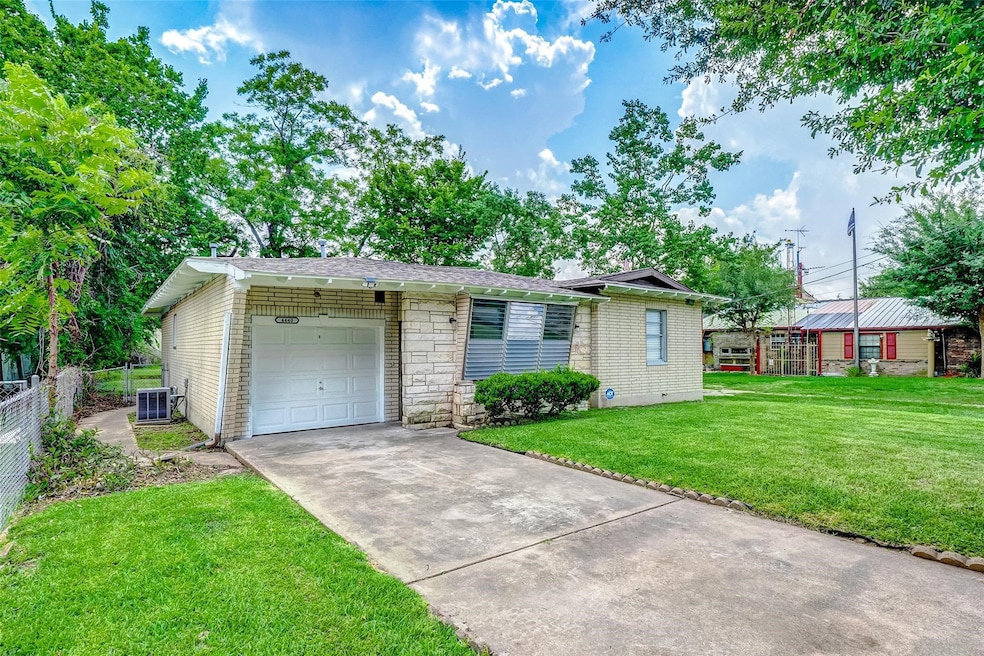 For Rent $1,650/month