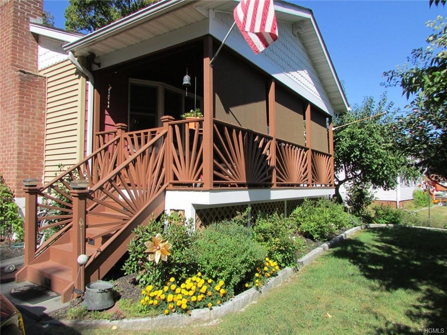 8 Holts Ln, Cornwall On Hudson, NY 12520 - photo 1