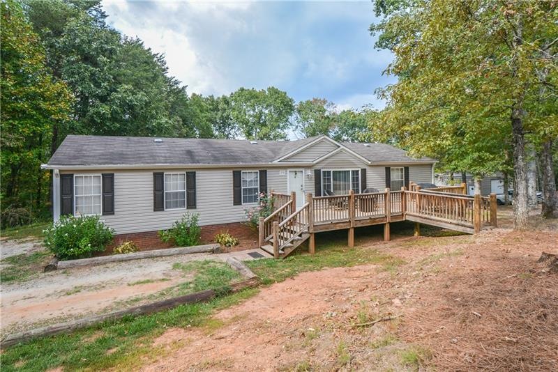 79 Bentwood Dr, Cleveland, GA 30528 - photo 1