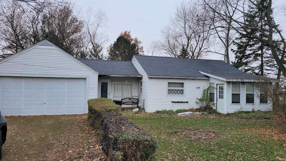 1334 N Franklin St, Portland, IN 47371 - photo 1