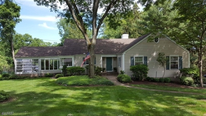 23 Windwood Rd, Bernardsville, NJ 07924 - photo 1