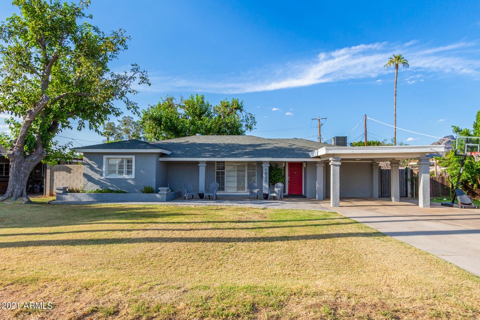 1822 E Marshall