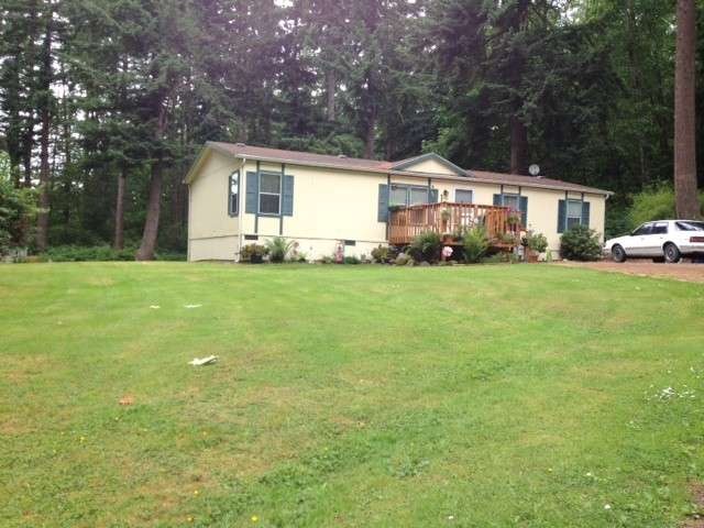 8221 Wayne Ave, Stanwood, WA 98292 - photo 1
