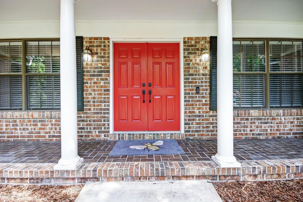 5253 Magnolia Oaks Ln, Jacksonville, FL 32210 - photo 1