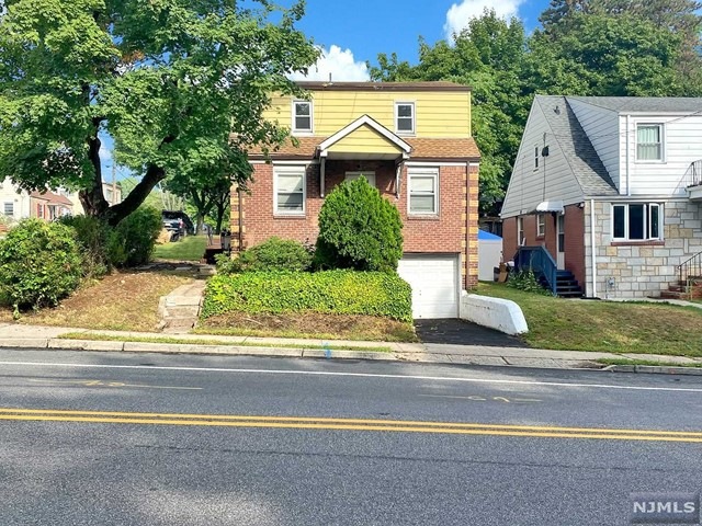 626 Clifton Ave, Clifton, NJ 07011 - photo 1