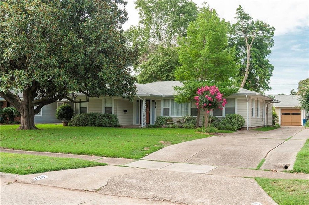 Beautiful, well maintained home on a quiet street 