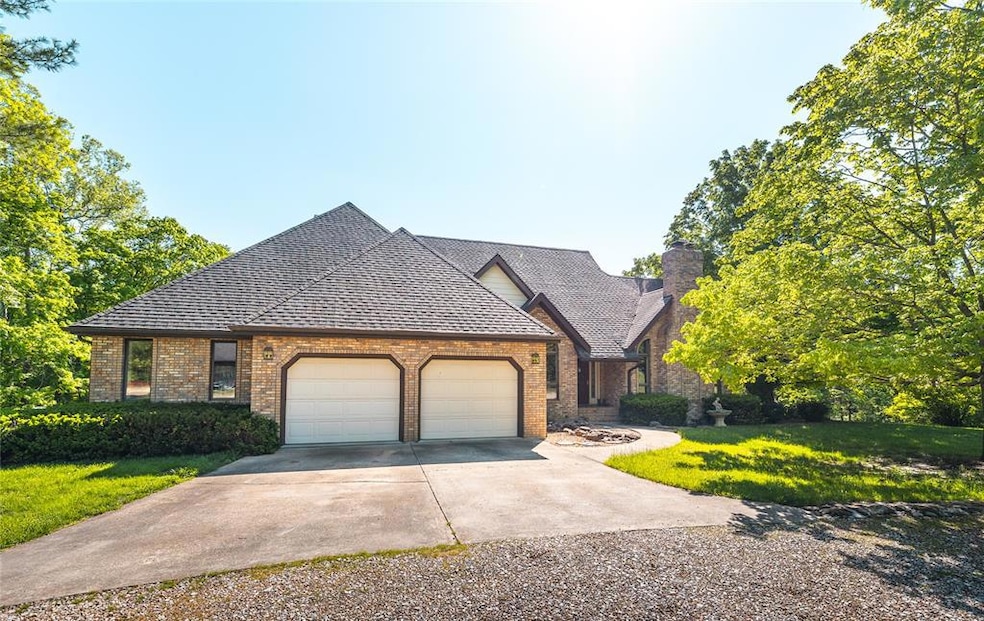 For Sale $965,000