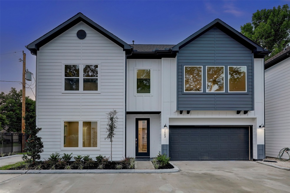 2611 Huntington Creek Ln, Houston, TX 77093 - photo 1