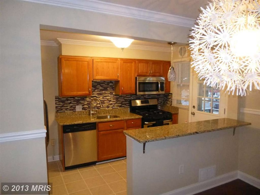 929 Middlesex Rd, Essex, MD 21221 - photo 1