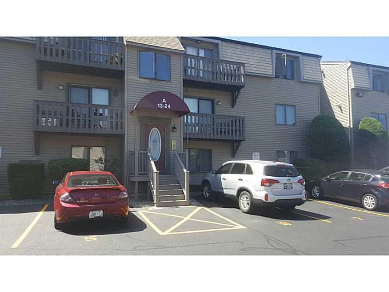 13 Village Ct unit 13, West Warwick, RI 02893 - photo 1