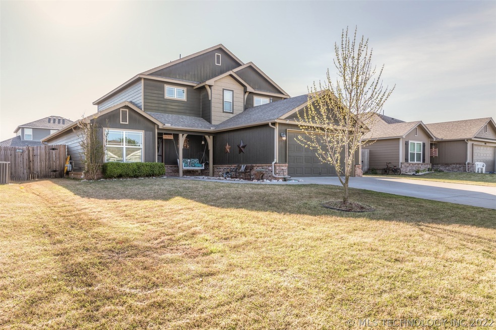 8995 S 253rd East Ave, Broken Arrow, OK 74014 - photo 1