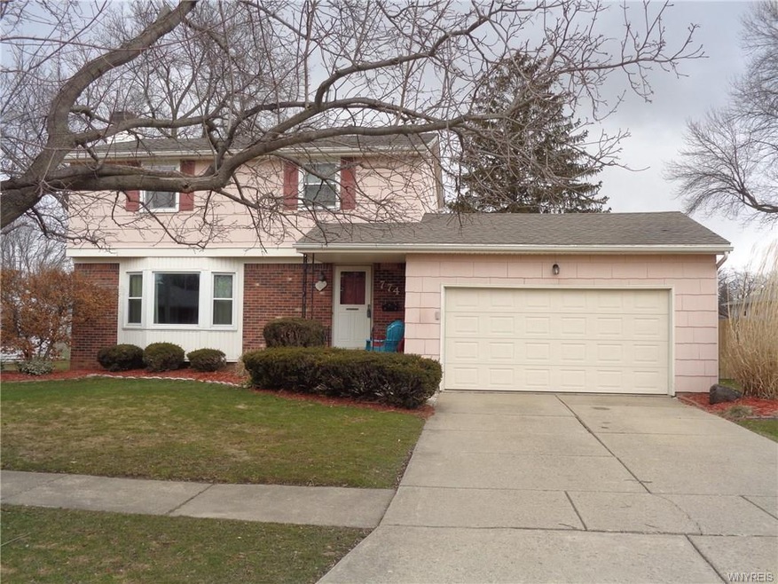 774 Castlebar Dr, North Tonawanda, NY 14120 - photo 1