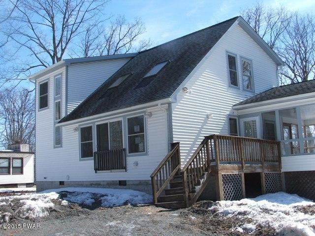 133 Overlook Dr, Hawley, PA 18428 - photo 1