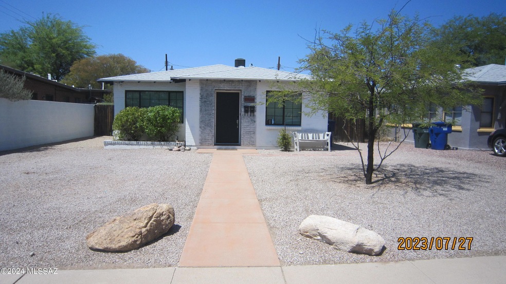 1909 E 8th St, Tucson, AZ 85719 - photo 1