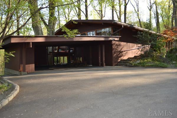 1010 King St, Chappaqua, NY 10514 - photo 1