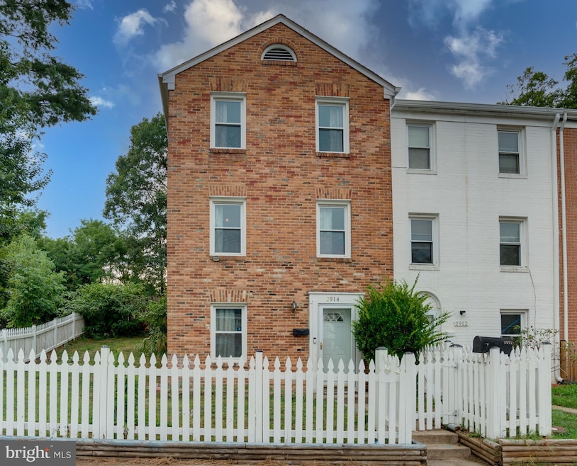 2914 Williamsburg Ct, Woodbridge, VA 22191 - photo 1