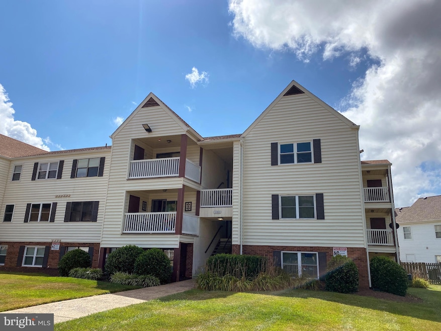 100 Chesterfield Ln unit 302, Stafford, VA 22556 - photo 1
