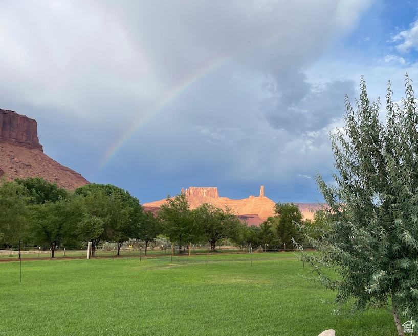 9 E Chamisa Ln, Castle Valley, UT 84532 - photo 1