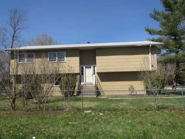 5 Brewer Rd, Monsey, NY 10952 - photo 1