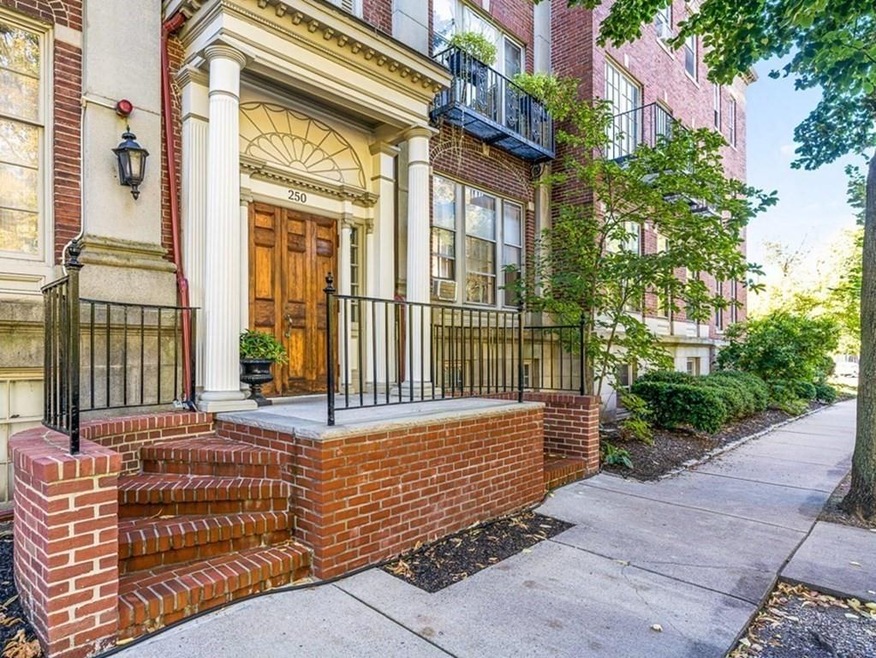 250 Brattle St unit 21, Cambridge, MA 02138 - photo 1