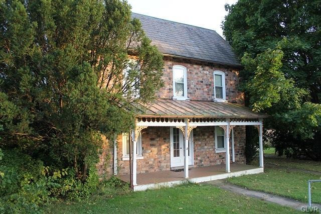 6101 Chestnut St, Zionsville, PA 18092 - photo 1