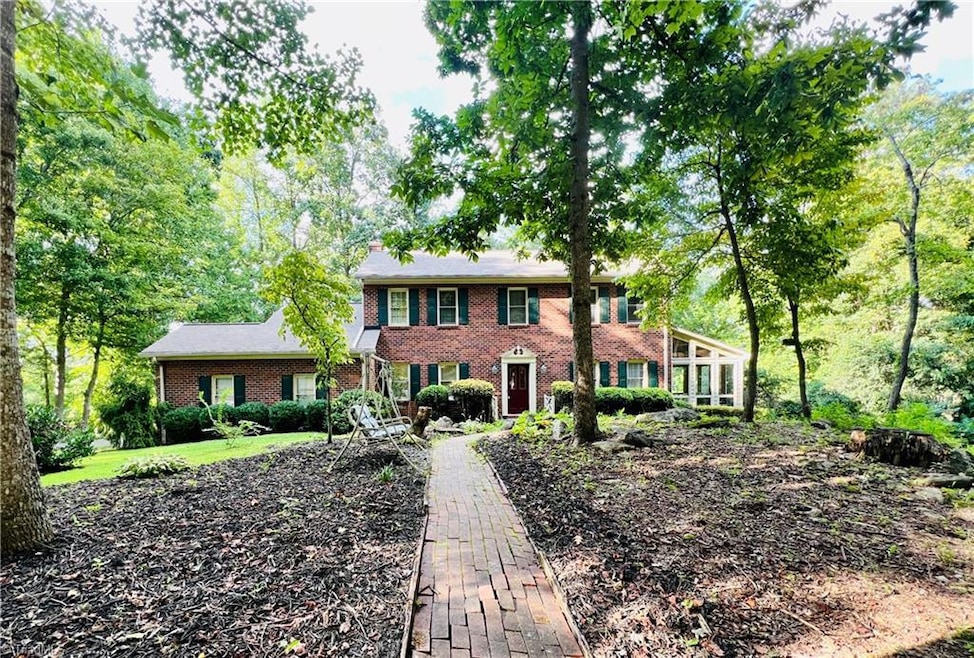 Under Contract $399,000