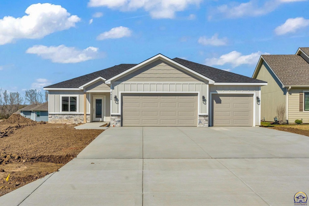 7632 SW 24th Terrace, Topeka, KS 66614 - photo 1