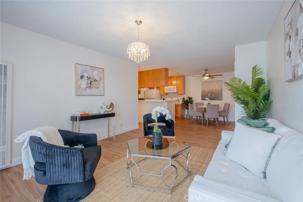 365 Burchett St unit 316, Glendale, CA 91203 - photo 1